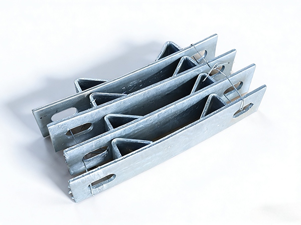 Angle Steel Cross Arm